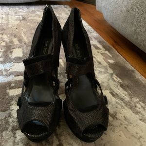 White House Black Market